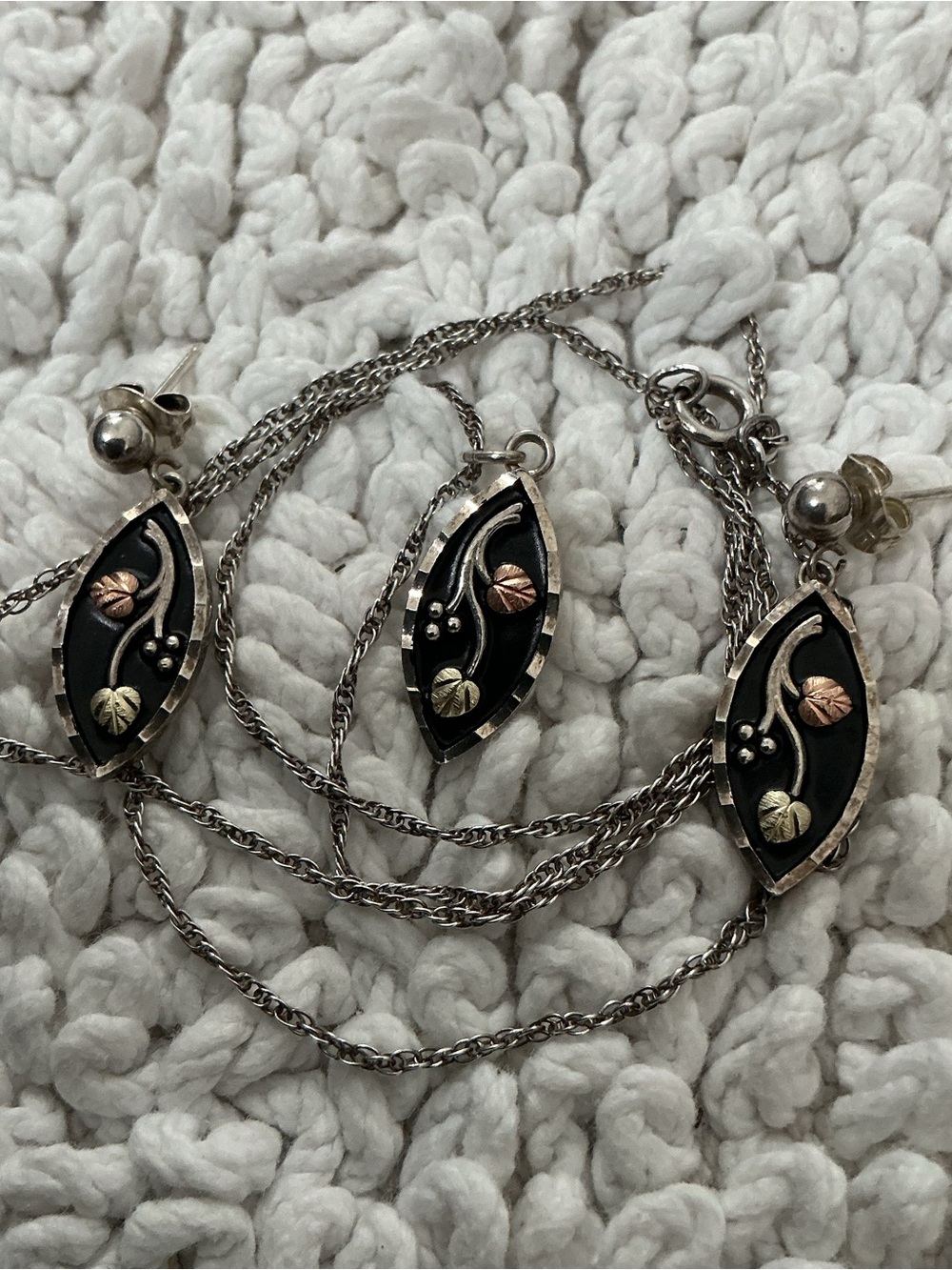 CCO BLACK HILLS GOLD Sterling/ 12K Necklace Earrings Set